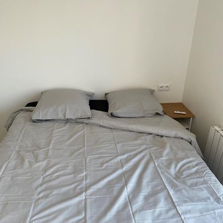 Appartement 2 Chambre Drancy Eksteriør bilde